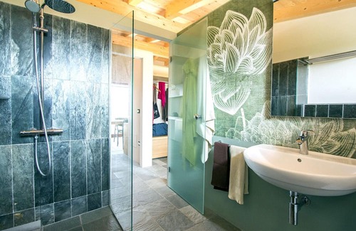 Falerone Villa | Villa Zen - Villa Zen