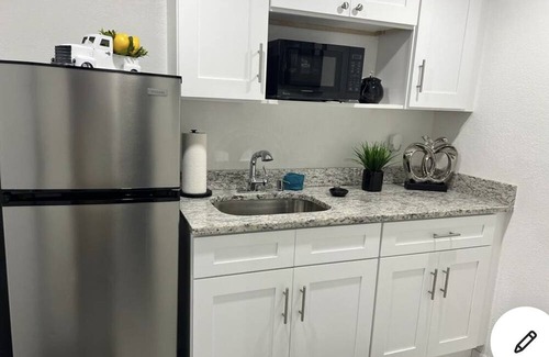 Tarpon Springs Apartamento | Suite romántico a 5 minutos de la playa!