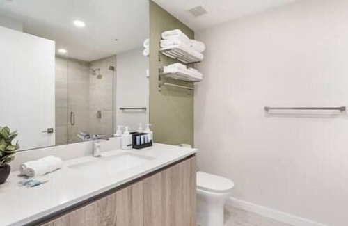 Northeast Miami Condominio | Design Flat/pool/parking/gym