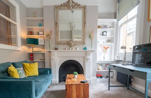 Bath Apartamento | WiFi | Near Major Attractions