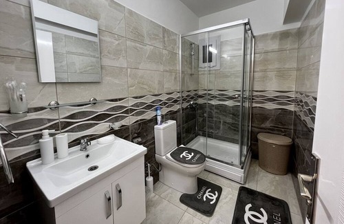 Trikomo Apartamento | Flat w Pool, Balcony 10 min to Beach in Iskele