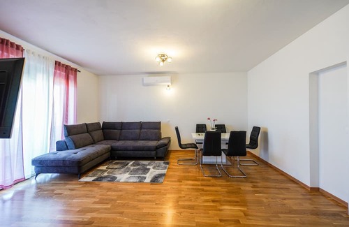 Privlaka Apartamento | Apartment KICO first row to the SEA!