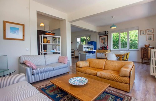 Kabatas Condominio | Cozy Waterfront Apt. with a Stunning View