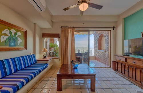 Emiliano Zapata Condominio | Incredible Casa de Carole