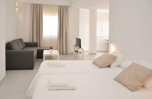 Santa Cruz de Tenerife Apartamento | 30m2 distributed in cozy open and bright spaces.