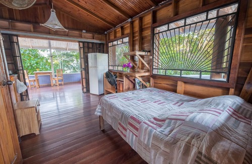 Puerto Viejo de Talamanca Casa | Beautiful Beachfront Property - Fiberoptic Internet