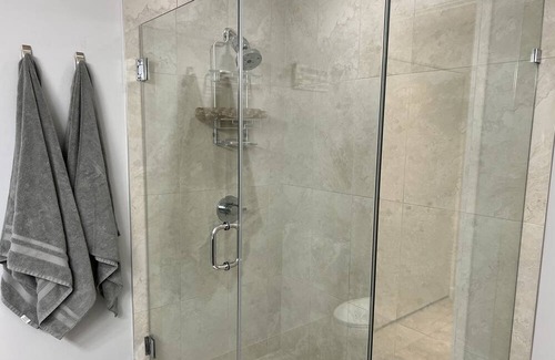 Doral Apartamento | Amazing Apartment Downtown Doral *Super Clean* New Listing* Close to Everything