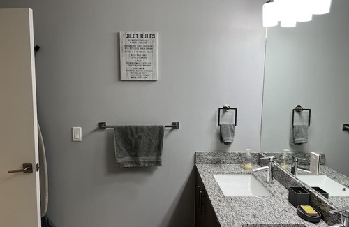 Doral Apartamento | Amazing Apartment Downtown Doral *Super Clean* New Listing* Close to Everything