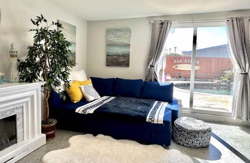 North Clairemont Casa | San Diego “Idyllic Beautiful House” w/Heated Pool