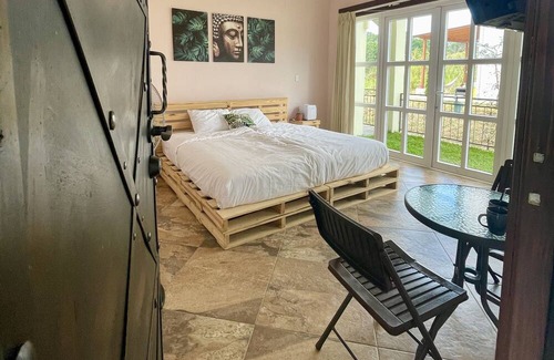 San Isidro Villa | buddha room