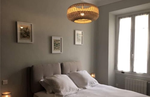 Jean-Medecin Apartamento | Stunning apartment in the Gold Square of Nice! Close to the beach
