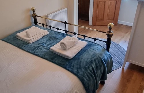 Llansantffraed Cabaña | Cosy traditional fisherman's cottage