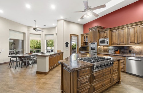 Central Scottsdale Casa | Large 6BR w Private Pool & Arcade. Book now for Spring Training cactus league