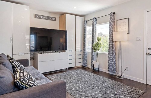 Oakland Casa | A Place to called Home