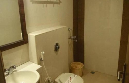 Madurai Casa | Duplex Rooms with Roof top restaurant Stay/Madurai