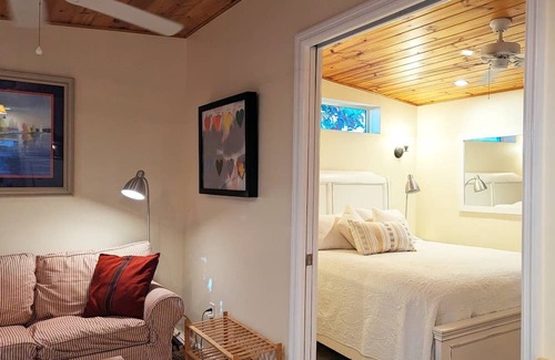 Sunshine Park Cabaña | Zen Cottage Flamingo Park