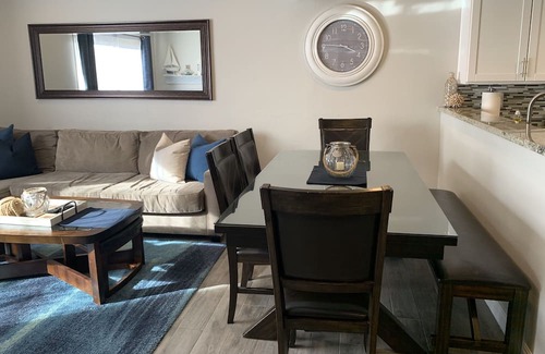 Hermosa Village Casa | Walk To Disneyland, Disneyland Rental Home 2.