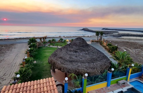 La Salina Casa | 5 bedrooms Beachfront, Pool,Spa grassy yard, secure drive in ParkingPriceless!