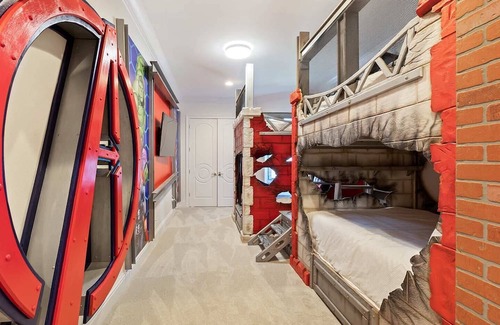 Reunion Casa | Marvelous Castle with Luxurious Large Pool at Reunion