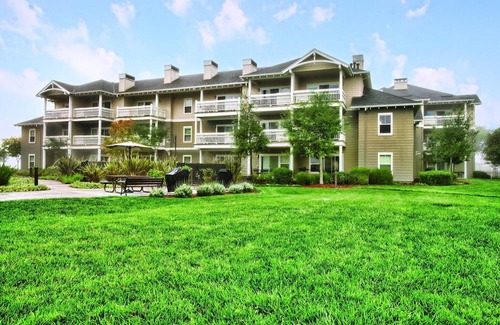 Windsor Casa | Windsor / Healdsburg Wine country resort Condos 3BEDROOM !! 2BA Sleeps8 NIZA !!