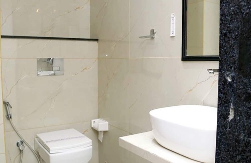 Sabarmati Hotel | Hotel Royal Comfort