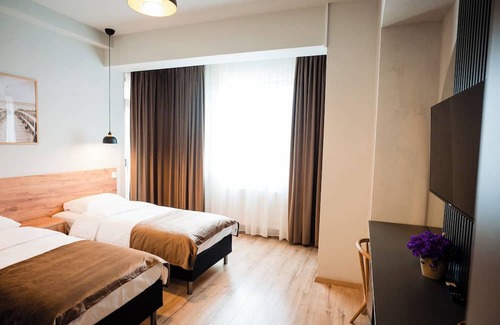 Otopeni Hotel | FLY & STAY AT GEORGE'S