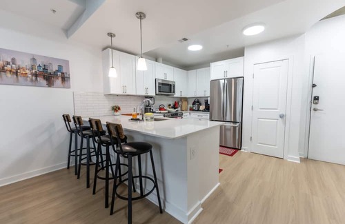 North Decatur Apartamento | Midtown Luxepad 1b1b Rooftop Lounge Pool Gym Xbox