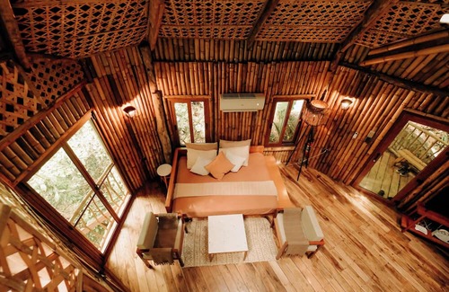 Balamban Casa | Treehouse de Valentine Mountain Resort