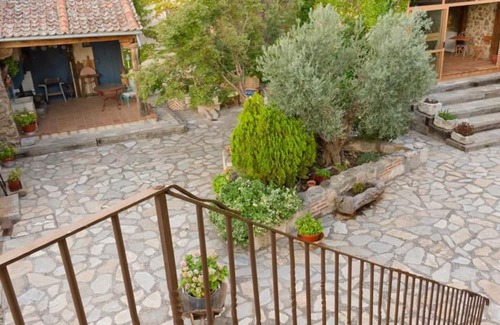 Otero de Herreros Casa | Rural House 'La Chatarrería De Ferreros' with Mountain View, Private Terrace and Wi-Fi