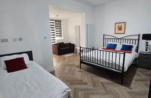 Endlebury Hotel | Old Ridgeway Hotel