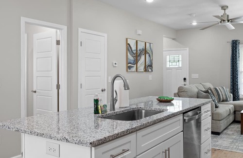 Clarksville Casa | The Lopez Lounge in Downtown