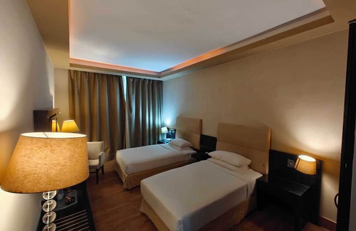 Ras Al Khaimah Hotel | Belvilla Mangrove Waterfront Suites