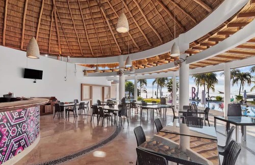 La Cruz de Huanacaxtle Villa | Casa Oasis B-Nayar Gated Beach Club
