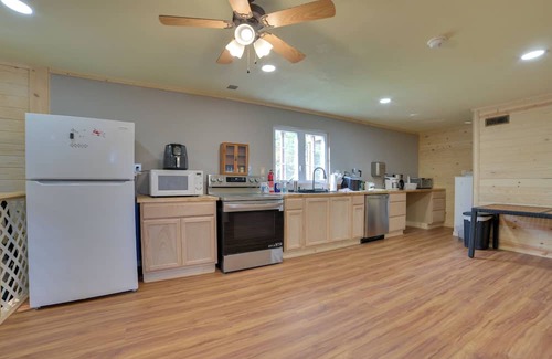 Rudyard Cabaña | Hunt, Hike & Fish! Remote UP Cabin on Chubb Creek