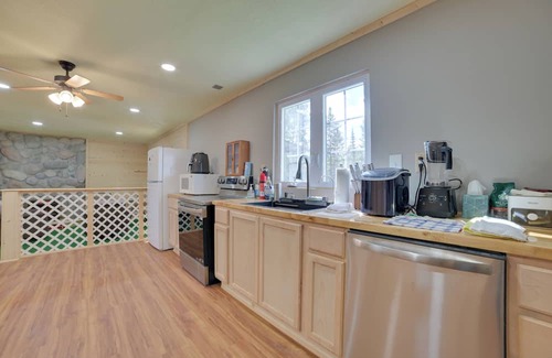 Rudyard Cabaña | Hunt, Hike & Fish! Remote UP Cabin on Chubb Creek