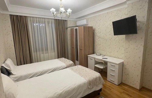 Nord-Est Casa | Pensiunea Crystal