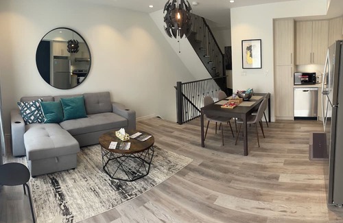 Niagara Falls Complejo | Bentley Commons Fallsview Towns