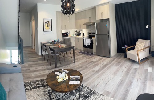 Niagara Falls Complejo | Bentley Commons Fallsview Towns