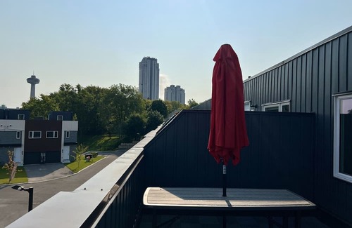 Niagara Falls Complejo | Bentley Commons Fallsview Towns