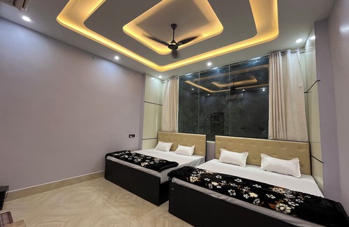 Misrikh Hotel | Hotel S.K Atithi Bhawan