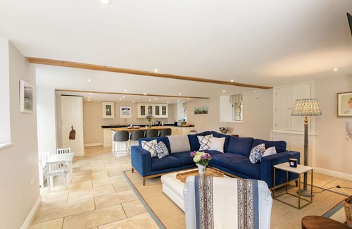 Culworth Casa | Stunning 4BD Family Home Near Banbury