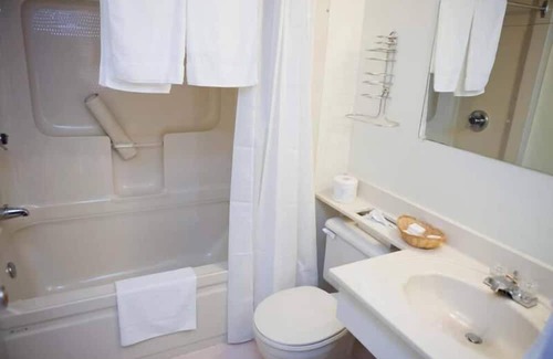 North Sydney Hotel | The Clansman Motel