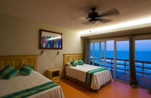 El Cuco Hotel | Hotel y Restaurante Leones Marinos