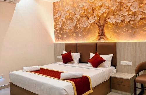 Omalur Hotel | 6 Face By AMR
