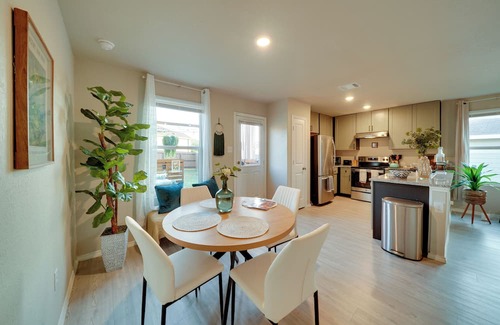 San Antonio Cabaña | Easy Access to Dtwn San Antonio: Suburban Home