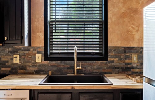 Taos Complejo | LUXX LODGE Glamping and Taos RV Park