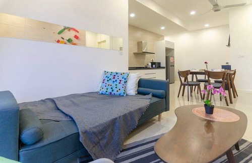 Medini Apartamento | 3BR D'pristine Suite Near Legoland, Stunning Views