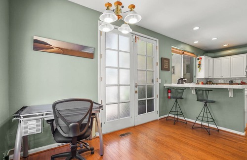 Little Hollywood Apartamento | Beautiful 2BR in Silver Terrace