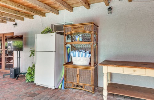 Deerfield Beach Cabaña | 3 Mi to Deerfield Beach! Home w/Poolside Oasis!