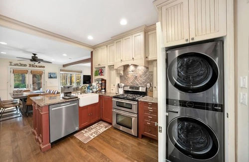 Highland Lake Apartamento | 2 Lake Cabins Pool Hottub Game Room 23acs